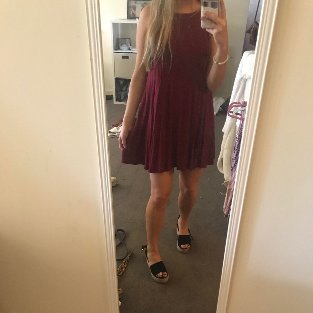 Forever 21 maroon dress